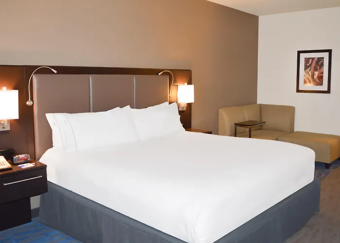 Holiday Inn Express & Suites Kailua-Kona By Ihg